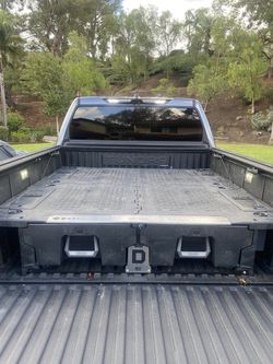 Used Decked tool storage unit