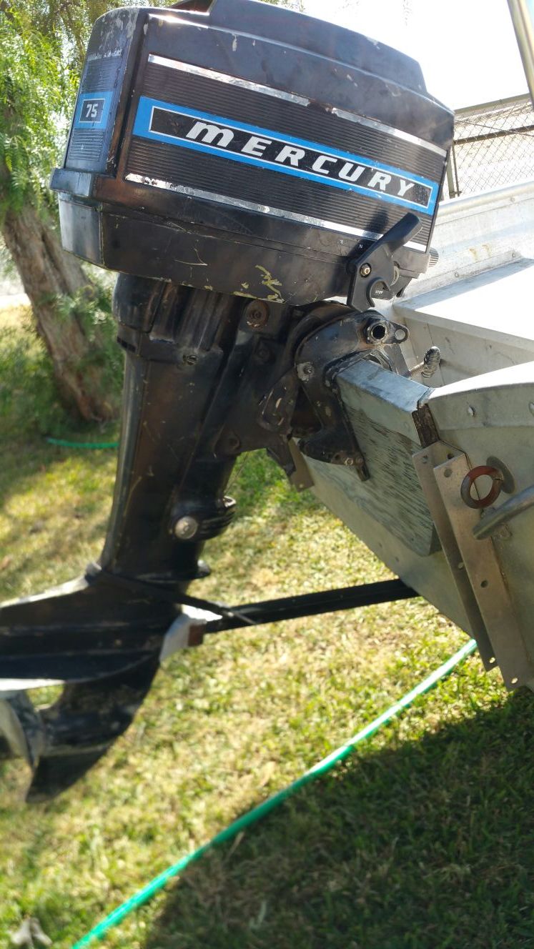 Mercury 7.5 HP Outboard Motor