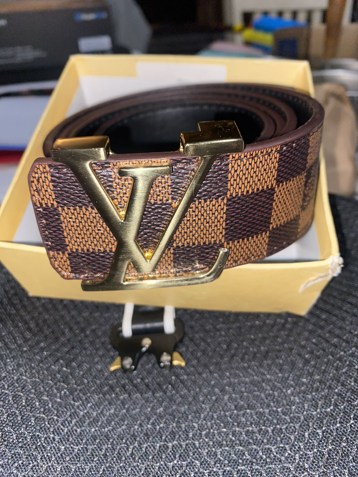 LV belt