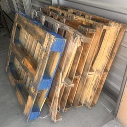 5 Pallets - Free 