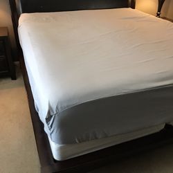 Cal King Bedroom Set