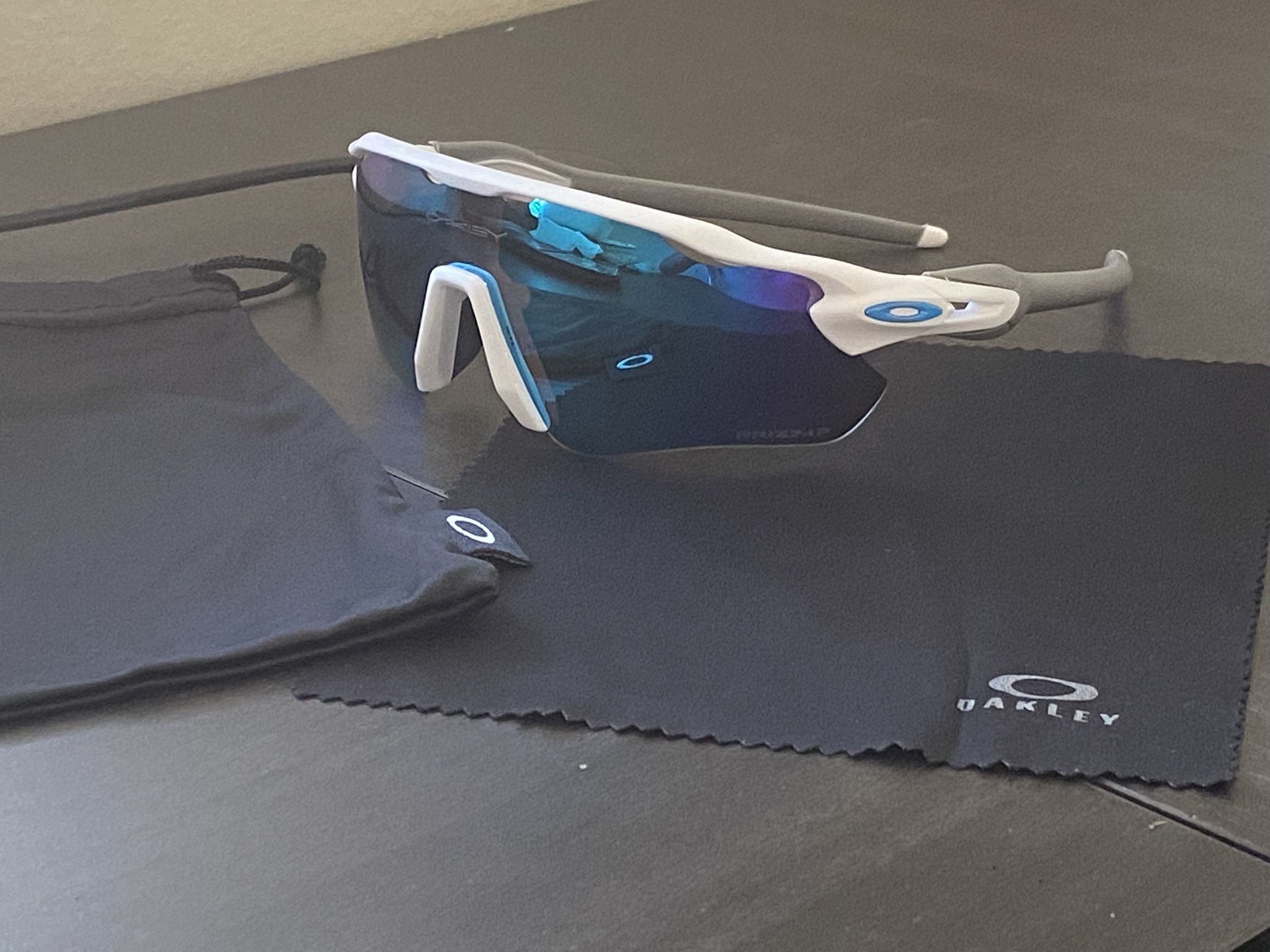 Oakley Radar EV Sunglasses