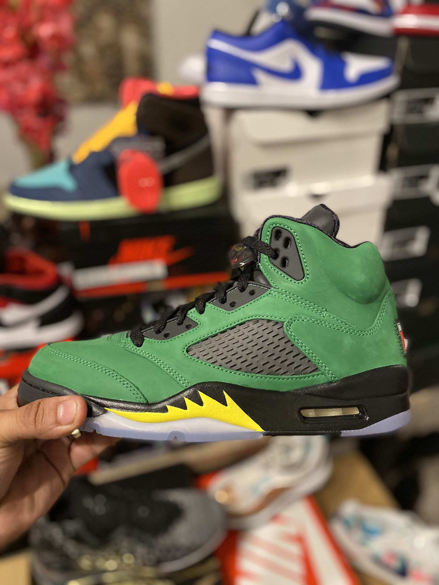 Nike Air Jordan Retro 5 Oregon New Size 9 and 11 $300 no trades😃😃😃😃