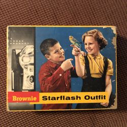 Vintage Brownie Starflash Outfit Camera $40