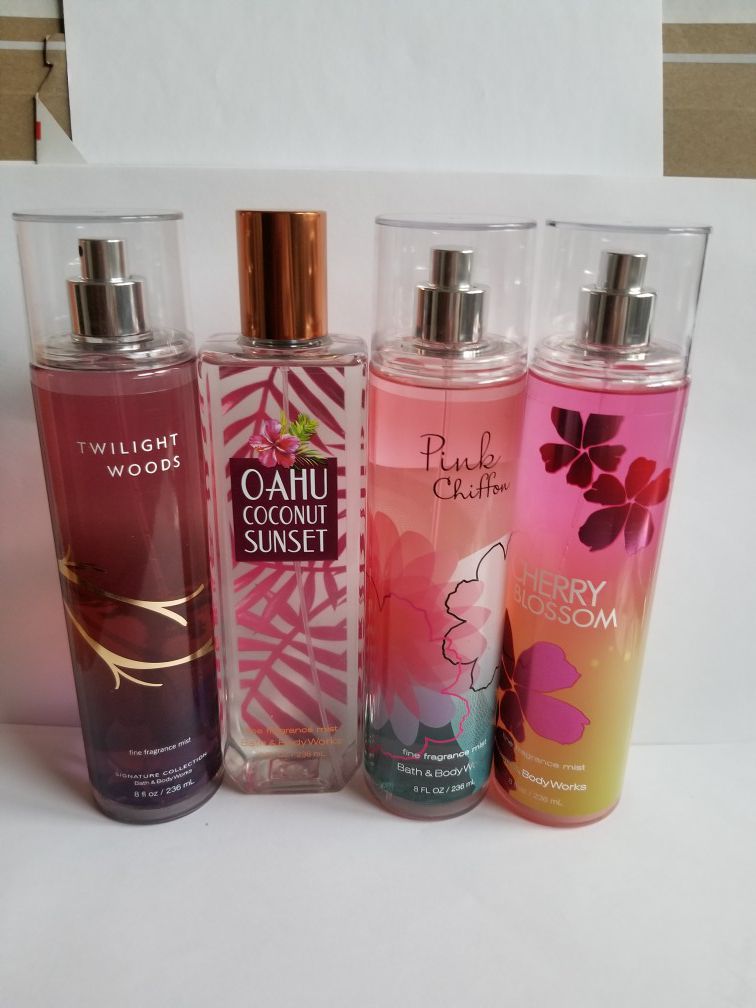 bath and body works lot of 4