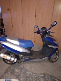 Yongfu moped on sale