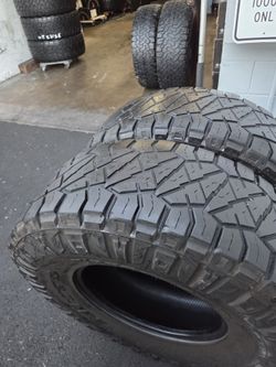 Only 4 Used Tires Lt37x12.50r17 Nitto Ridgerappler $200.00