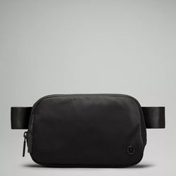 LuluLemon belt bag