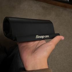 Snap-on Bluetooth Speaker 