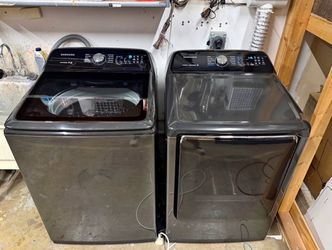 Samsung matching washer and dryer set