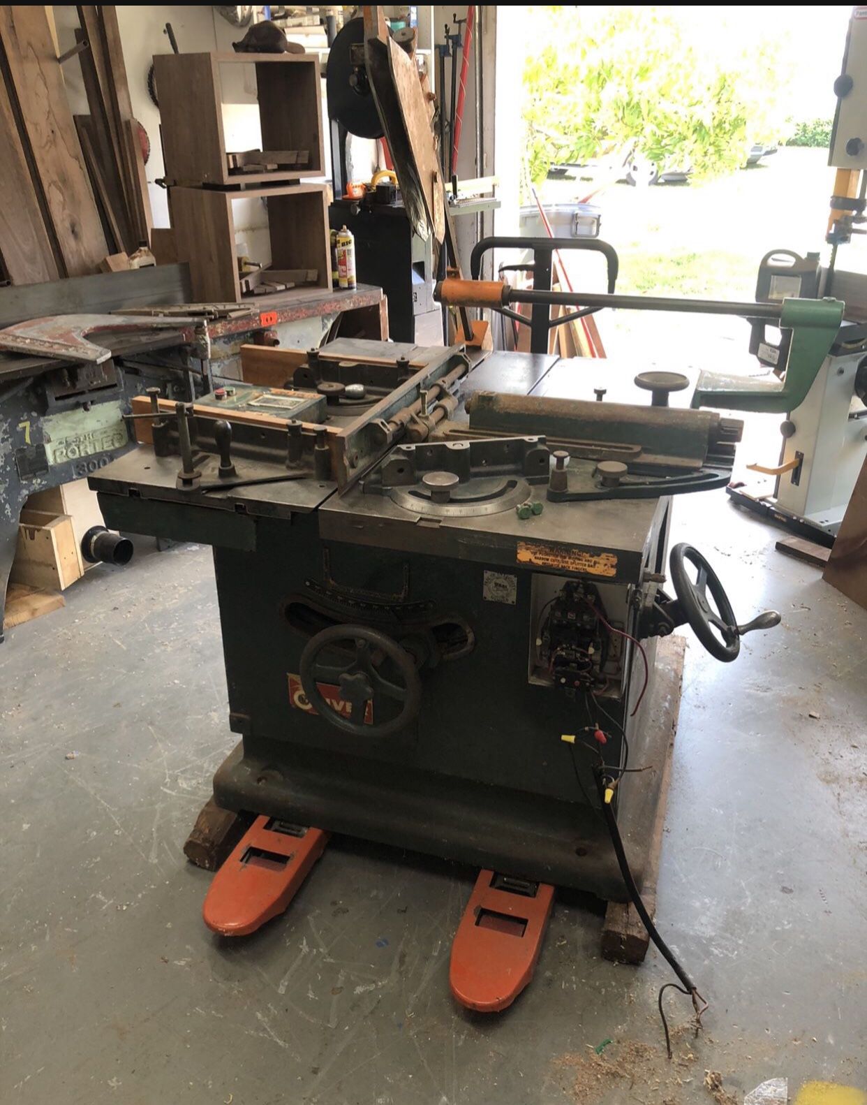 Oliver 88D Sliding Table Saw