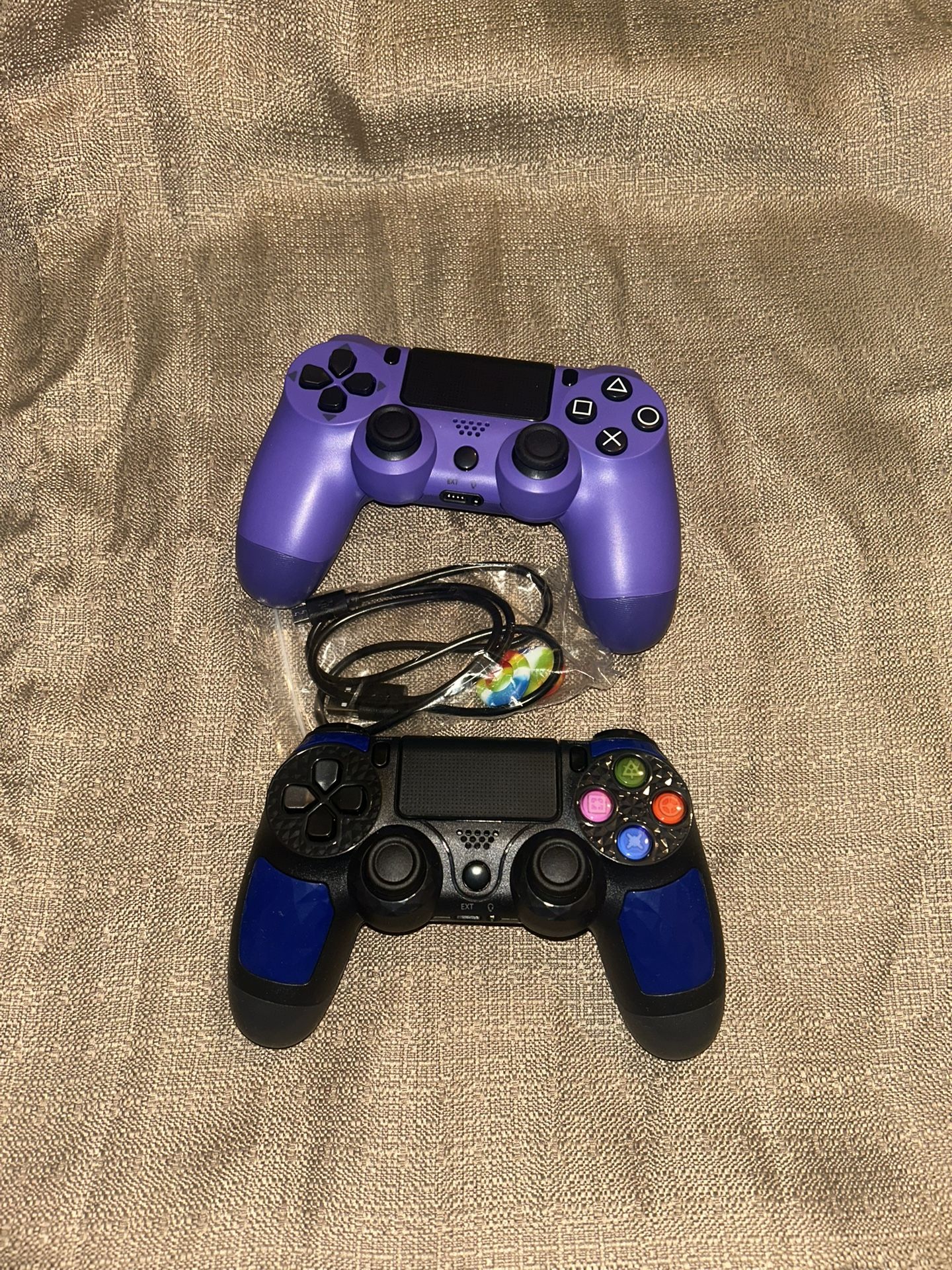 PS4 Controller