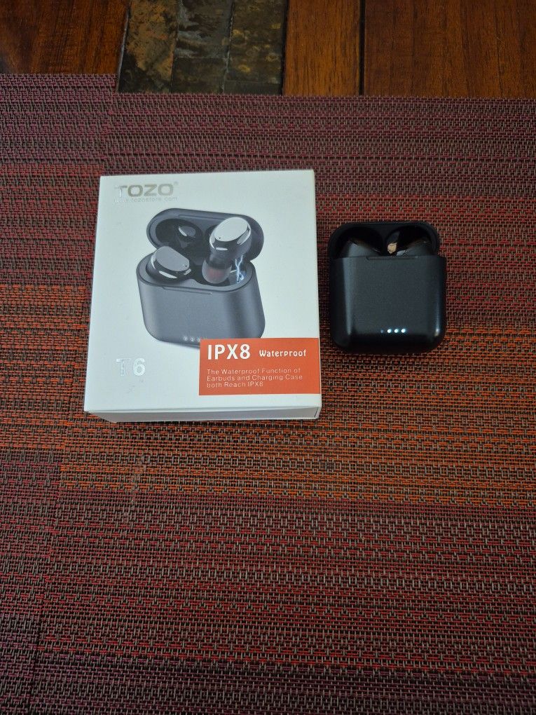 Earbuds-Waterproof IPX8