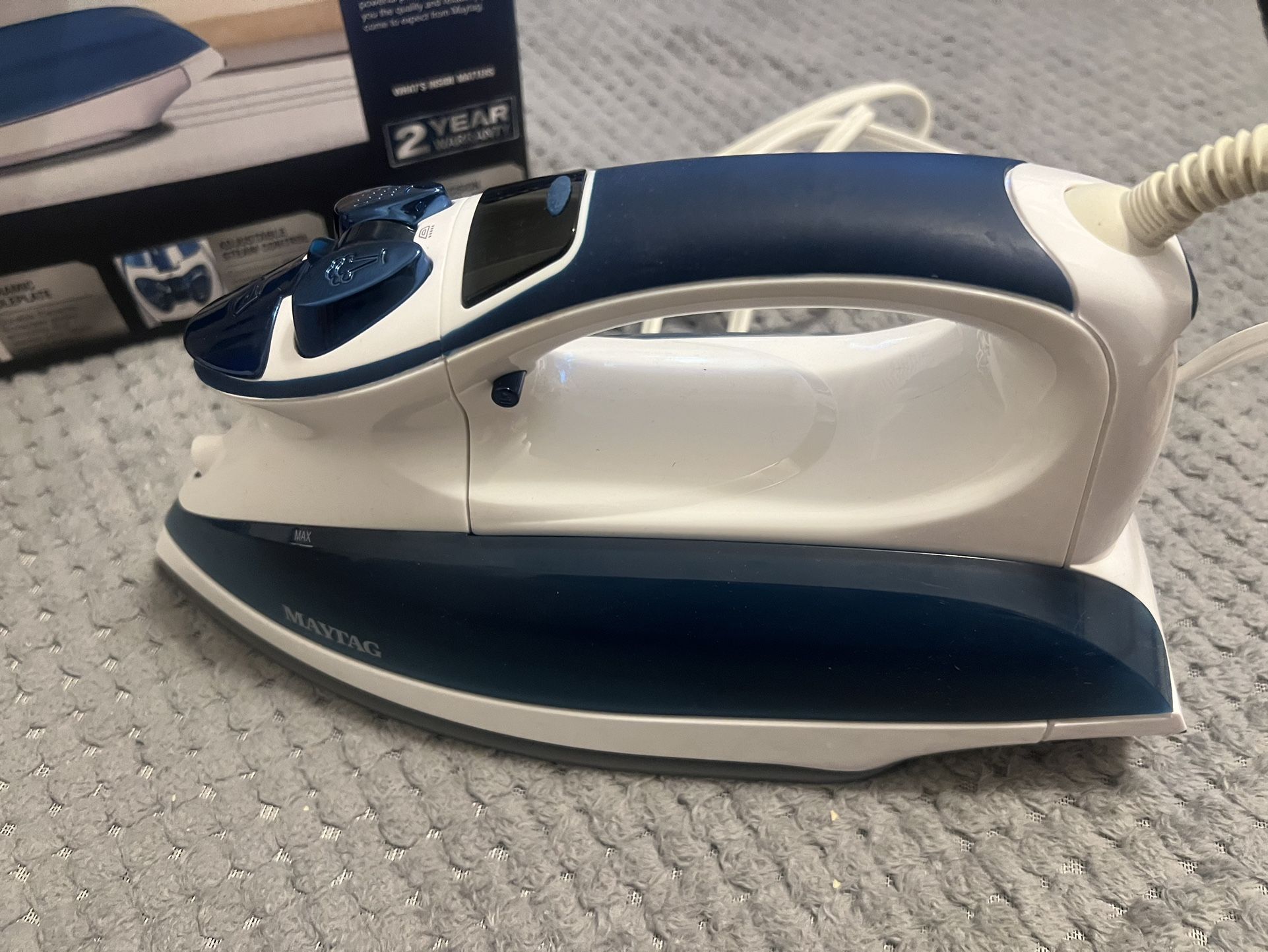 Maytag Digital iron M1400