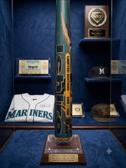 ​🔥 RARE 2001 Ichiro Suzuki Rookie All-Star Game Souvenir Bat! 🔥