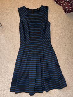 Women’s Dress - Size S