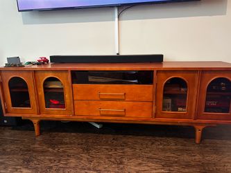 Hernest Media Console