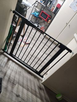 Gate