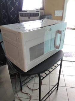 I was told it's been on that little stand it's whole life never got installed