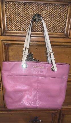 Michael Kors purse 👛