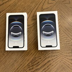 Two iPhone 16e