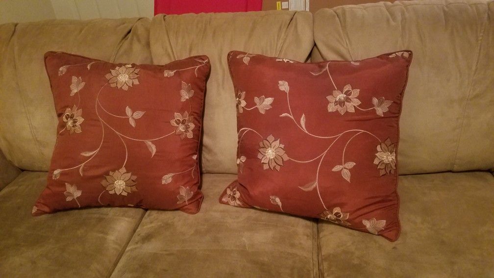 Throw Pillows