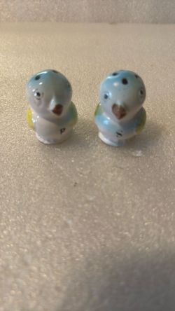 Vintage Mini Blue Bird Salt & Pepper Shakers Japan Cute Tiny Ceramic Pair