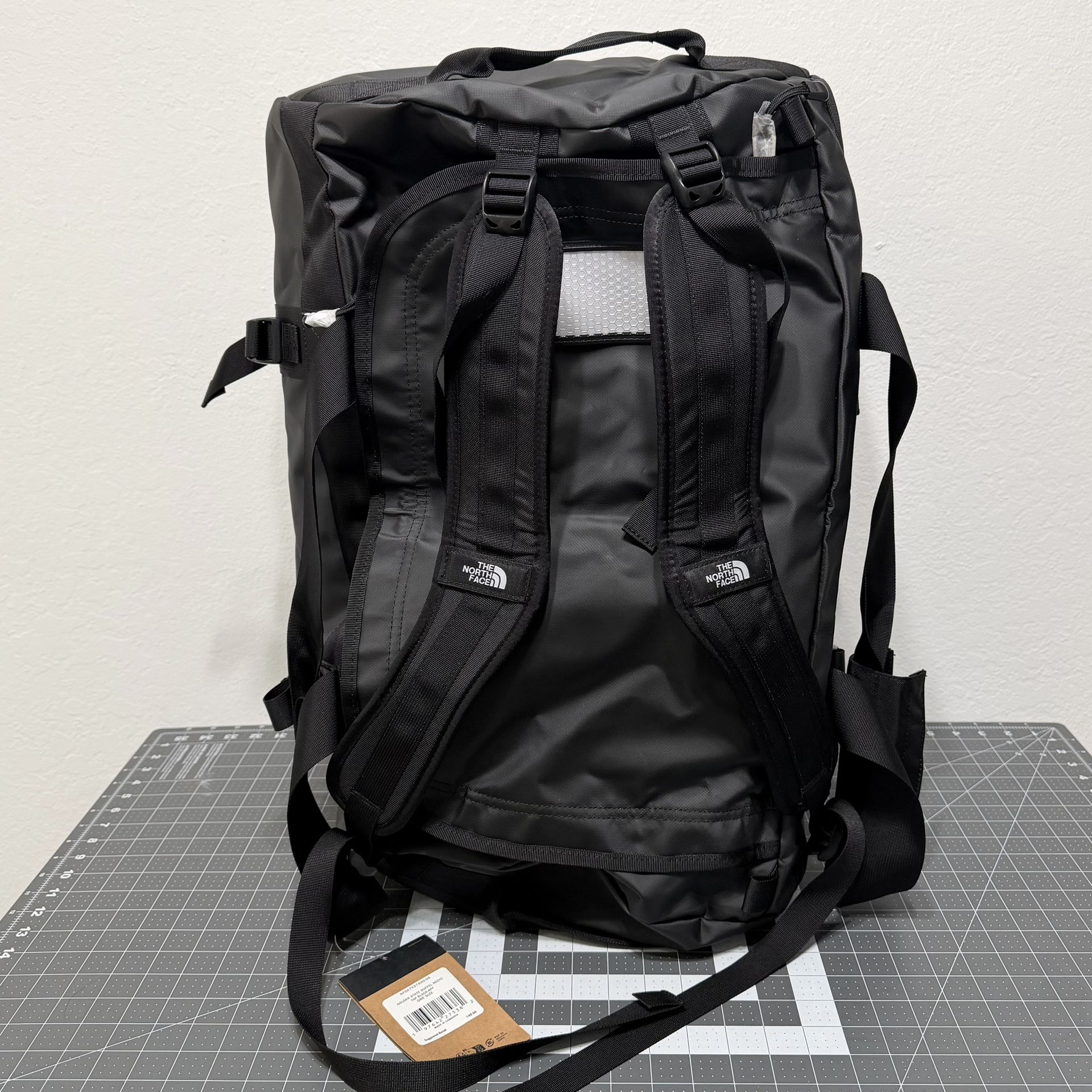 The north face duffel waterproof size L