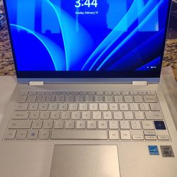 SAMSUNG GALAXY BOOK FLEX ALPHA 13.3" QLED FHD DISPLAY, 512GB Nvme, i5-10210U, WIN11H