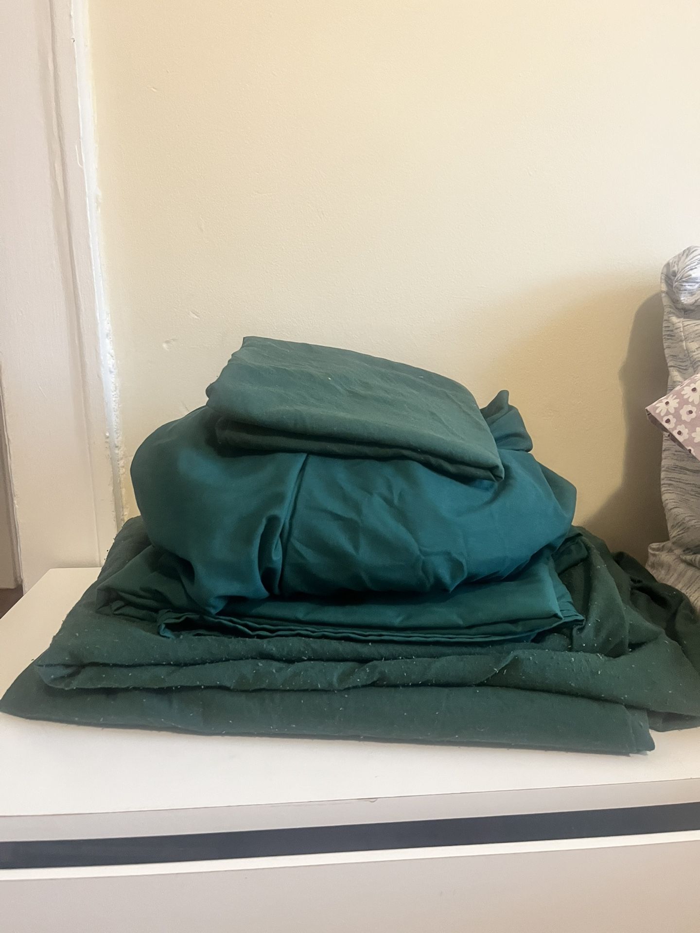 Green Full size Duvet and Sheet set