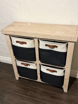 4 Cube Organizer Stand