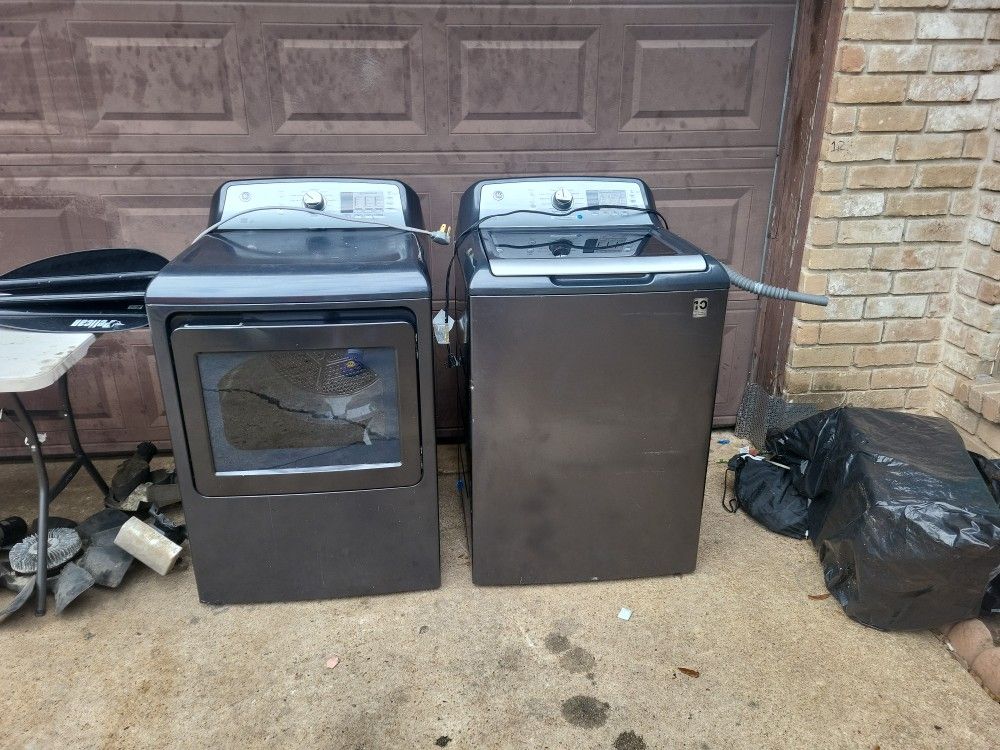  GE Washer And Dryer 