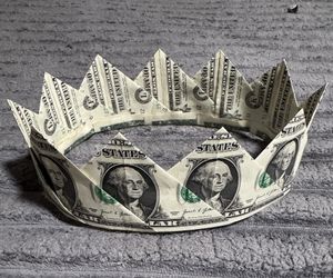 Graduation Money Crown