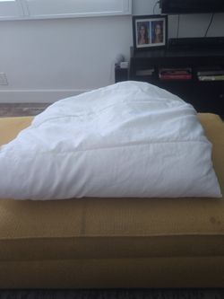 Twin or Full Down Comforter