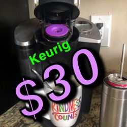 Keurig Coffee Maker With Reuasable K-pod