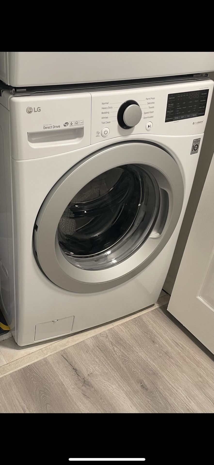 LG Washing Machine (front loading)