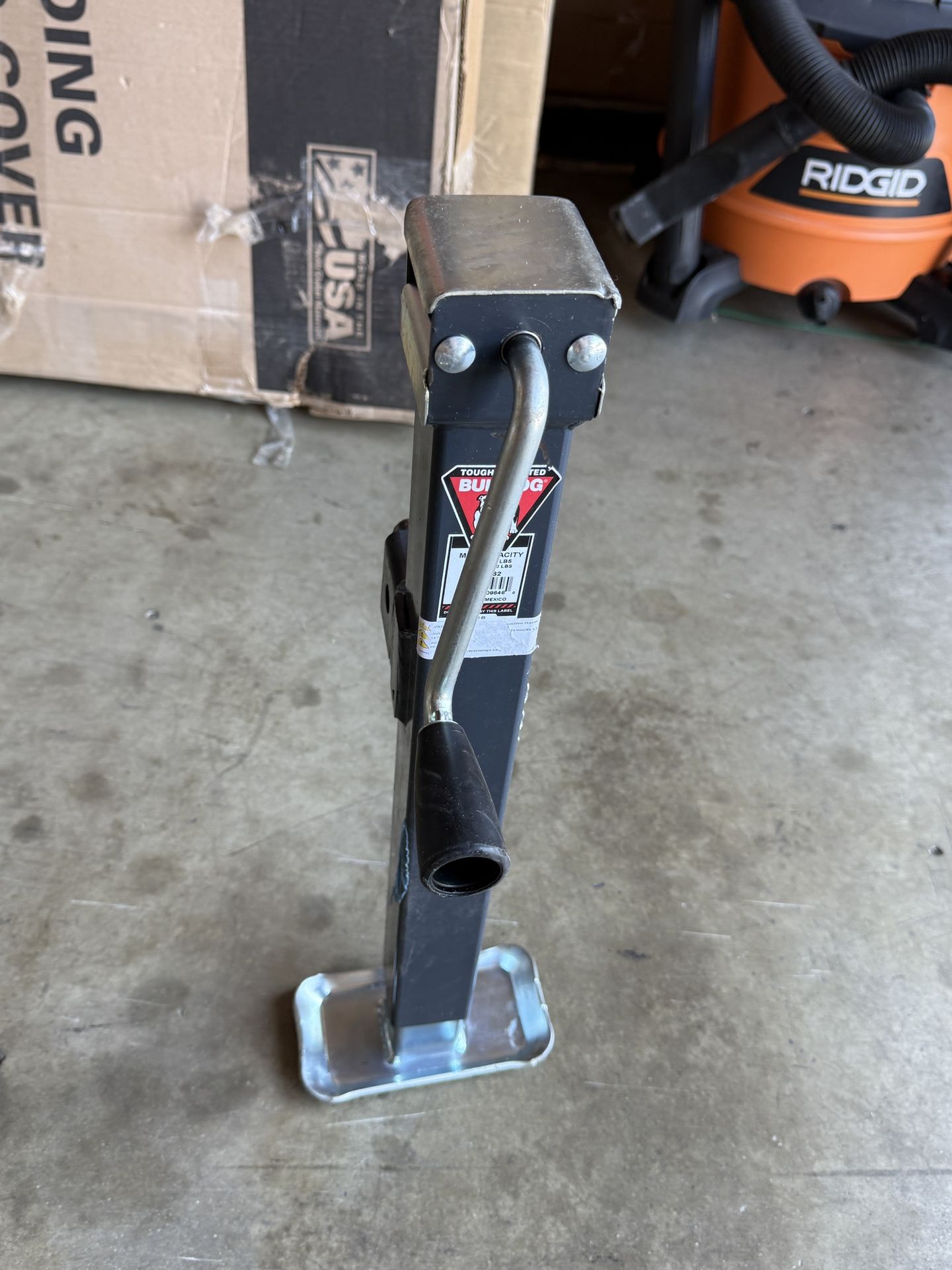 Bulldog Winch 195362 Square Tube Trailer Jack 15" Travel, Square Mount 5,000 lb.