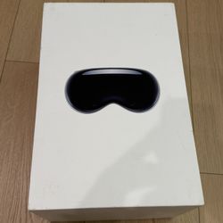 Apple Vision Pro 1TB M2 – Dual Knit + Dual Loop Bands – Original Box