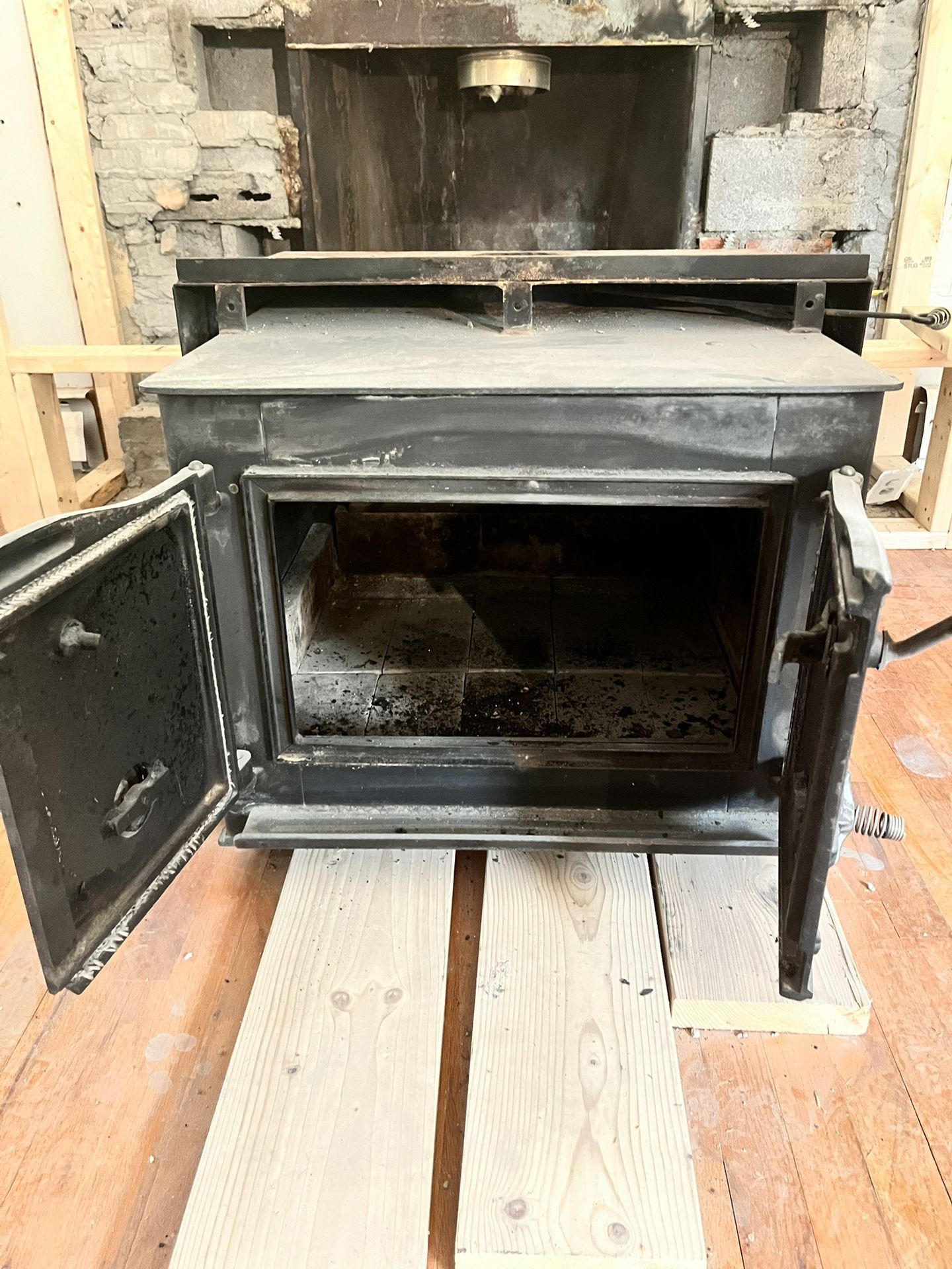 Wood Stove- Better N Ben's for Sale in Middletown, NY - OfferUp