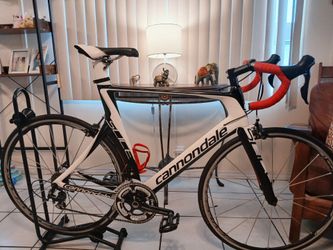 Cannondale slice full carbon roadbike size 56cm large shimano 105 20 speeds like new..