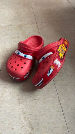 Lighting McQueen Crocs ( Light Up ) Size 6 Women’s