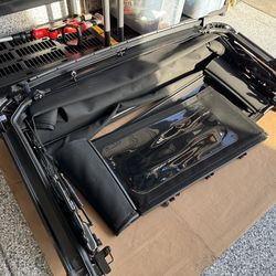 Bronco Soft Top (4-door)