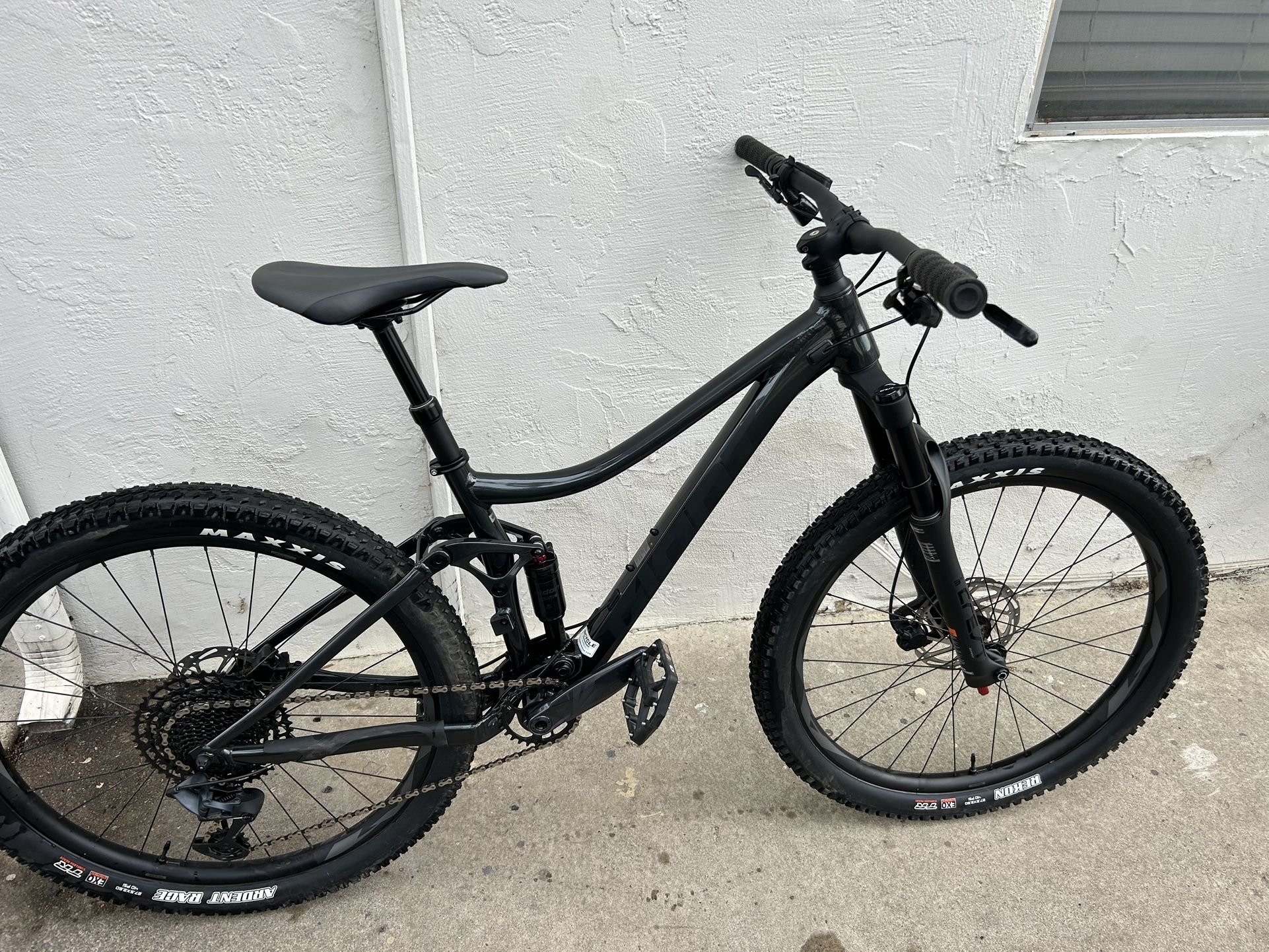 Giant Trance Size XS 27.5