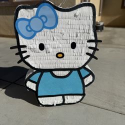 Hello Kitty Pinata 