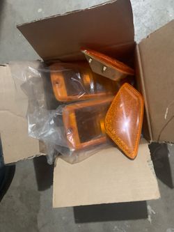 2004 Jeep TJ driver and passenger lamp housing