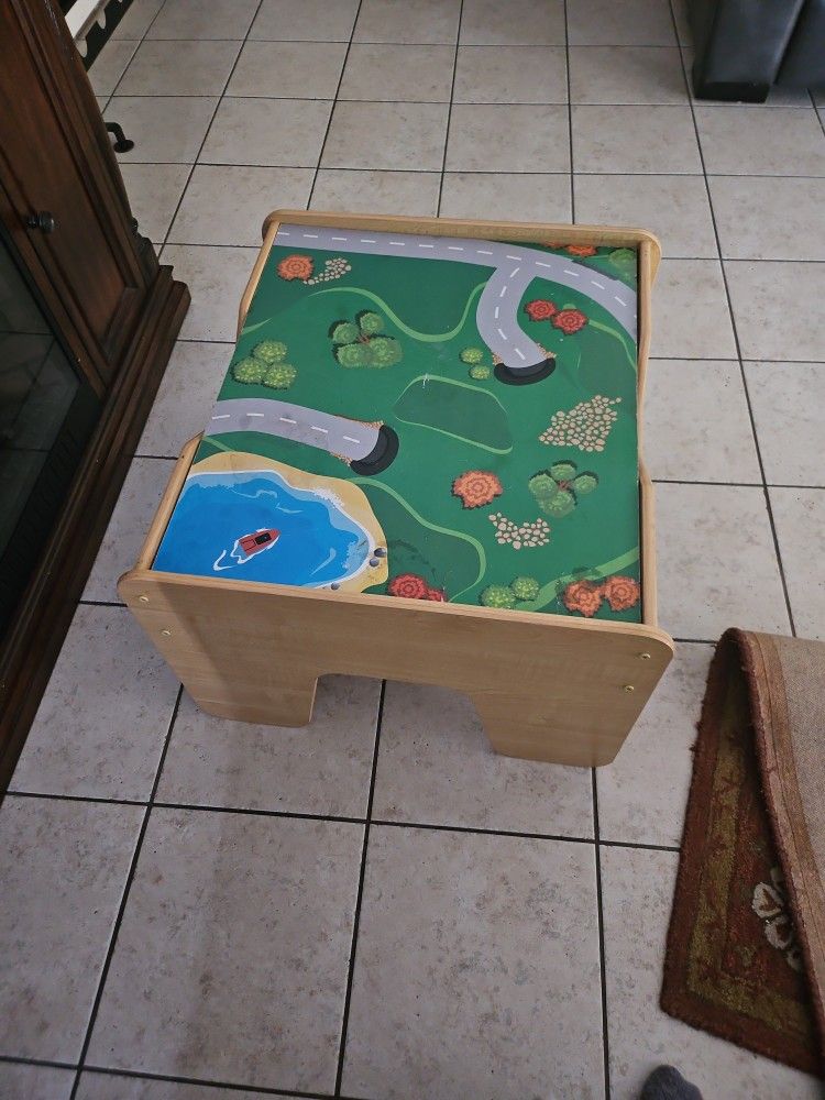 Kids Table