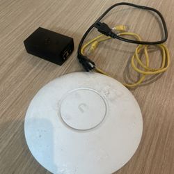 Ubiquity UniFi Pro Access Point - UAP-AC-PRO