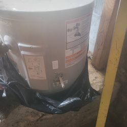 Small Electric Hot Was Heater $60