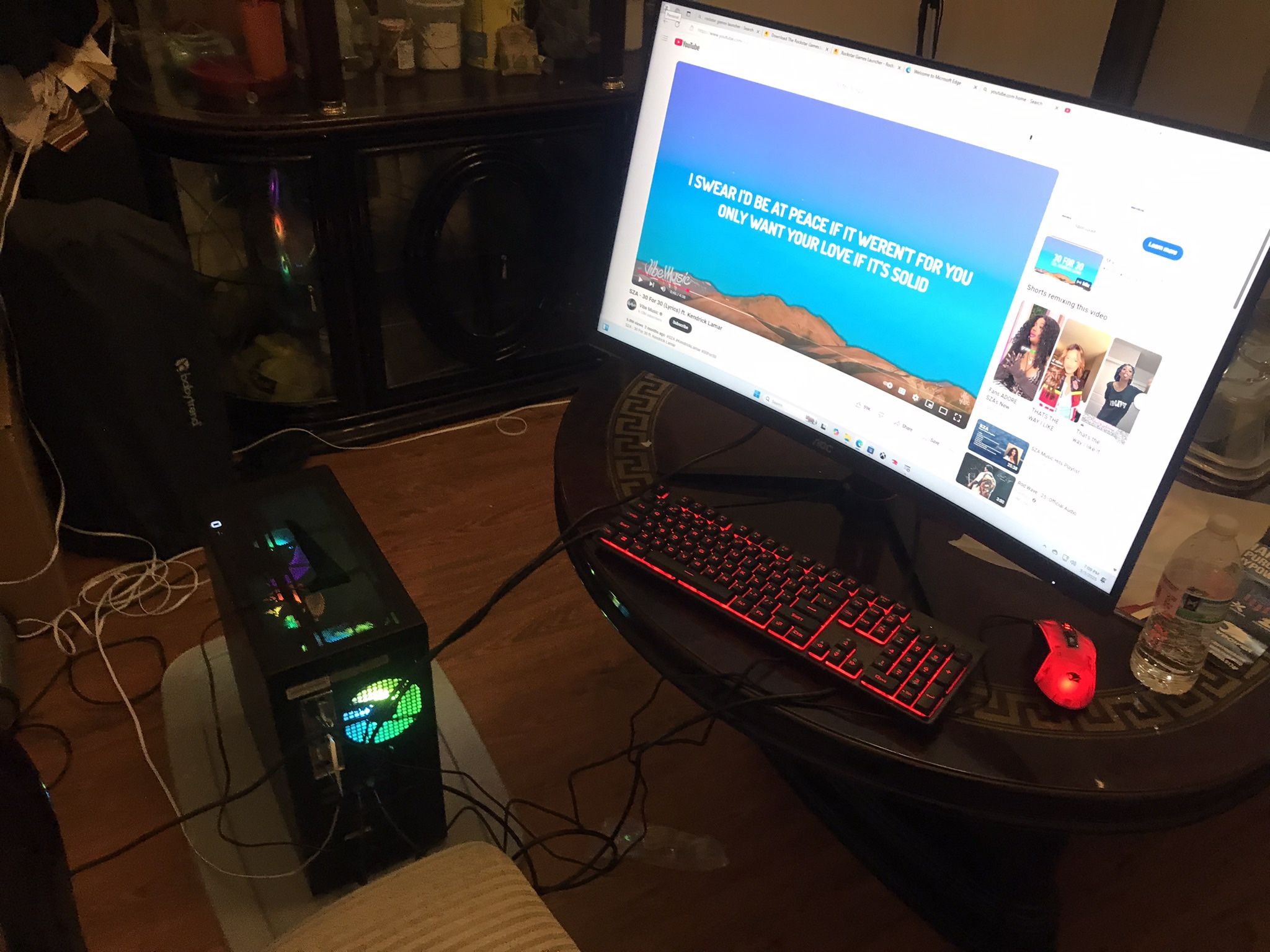 Gaming Monitor 240hz ,also 32inch Curve