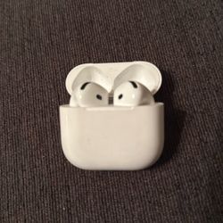 Apple Original Air Pods 4th Gen Noise Cancellation 